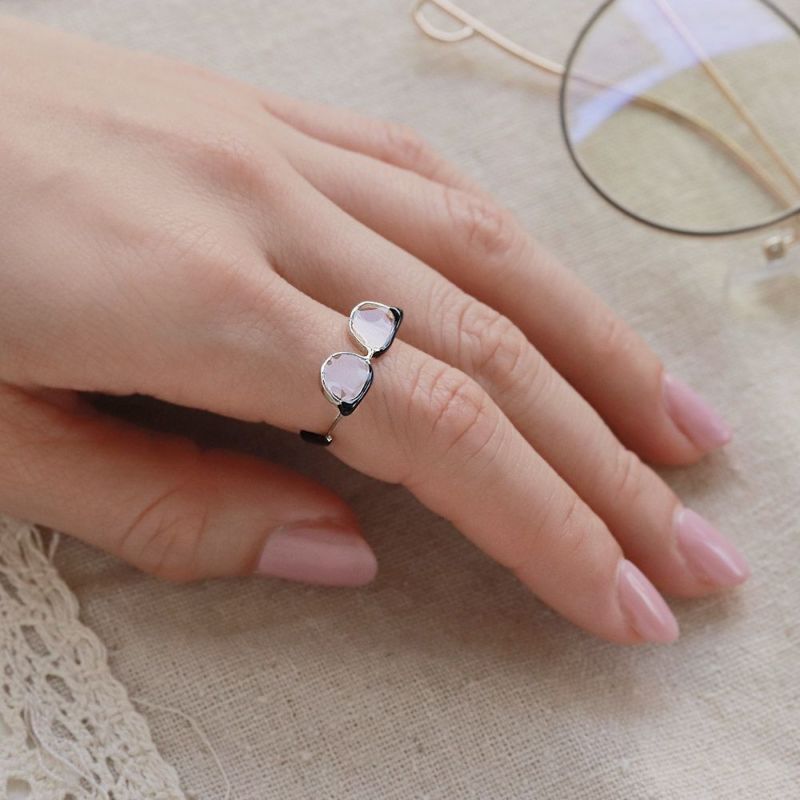 Tiny Browline Glasses Ring