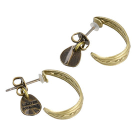 Wave Engraved Medium Hoop Earrings - Osewaya