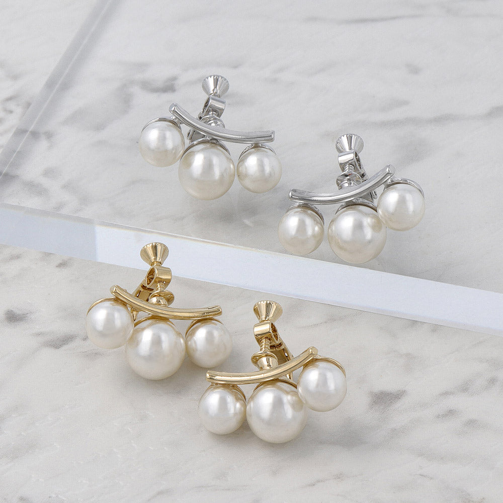 Triple Pearl Clip On Earrings - osewaya