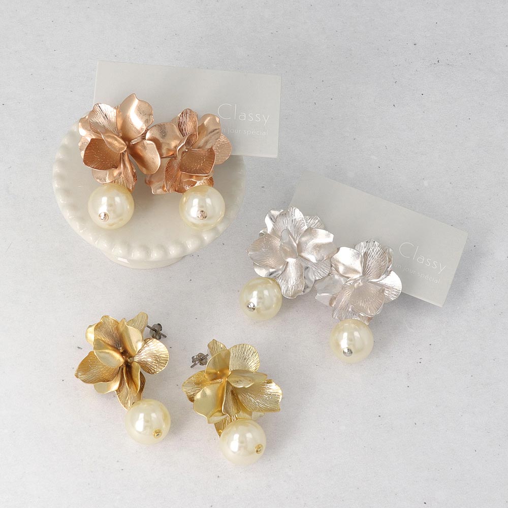 Flower and Pearl Earrings - osewaya