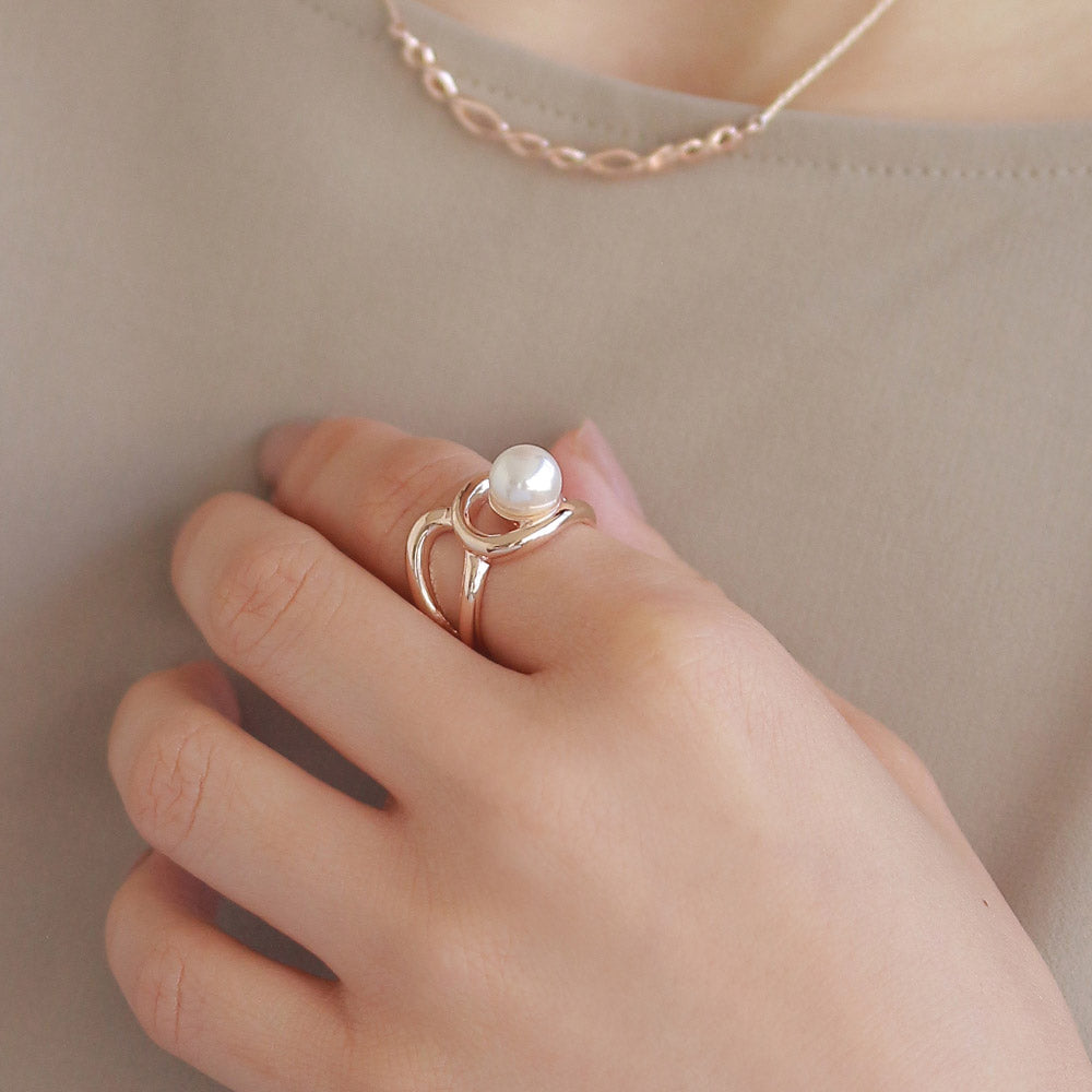 Rose Silver Pearl Hollow Ring