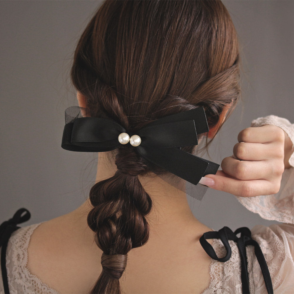 Pearl Detail Black Bow Barrette