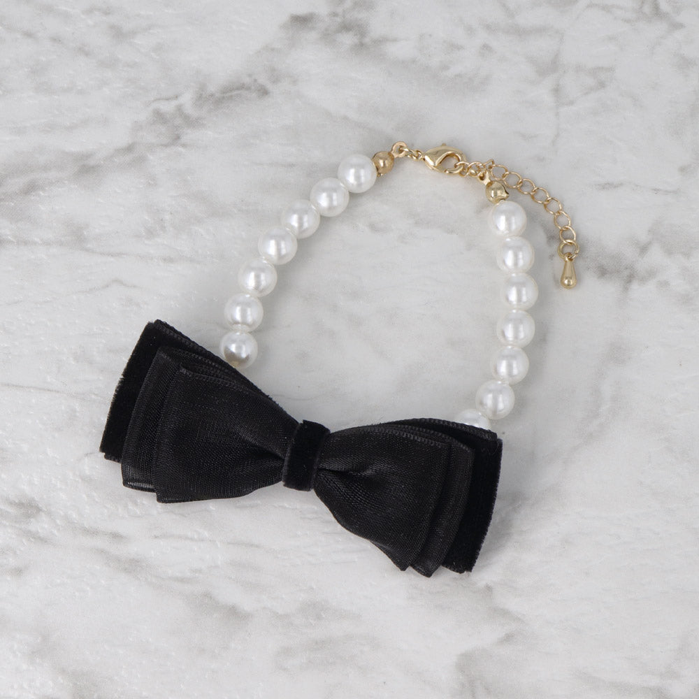 Black Velvet Bow Pearl Bracelet