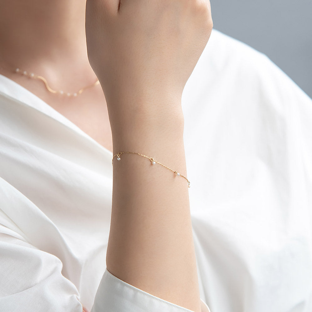 アクセサリー Tama POINTLESS JOURNEY Chain Bracelet Pearl Station Skinny Paperclip Bracelet