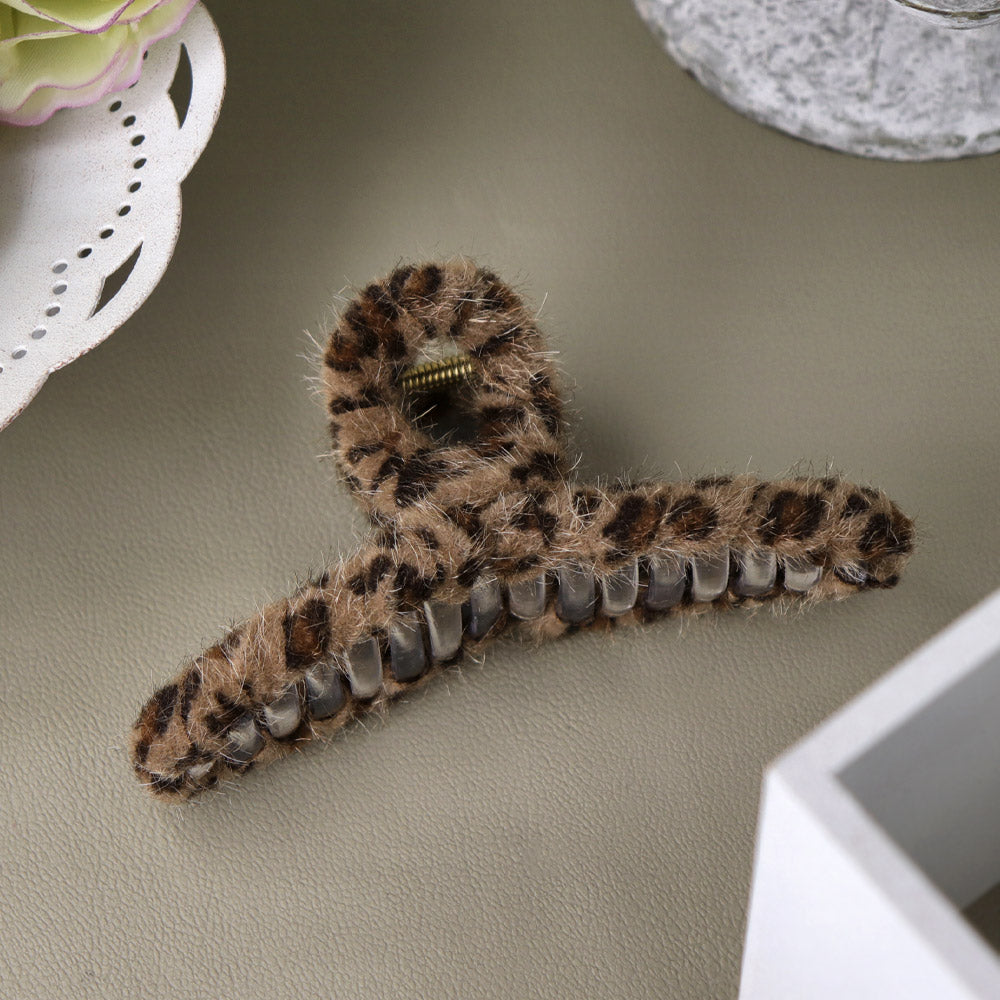 Furry Leopard Hair Claw