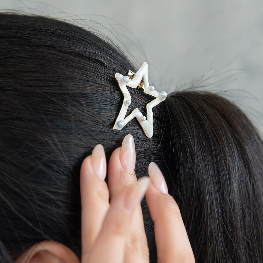 Encrusted Star Shaped Pinch Clip