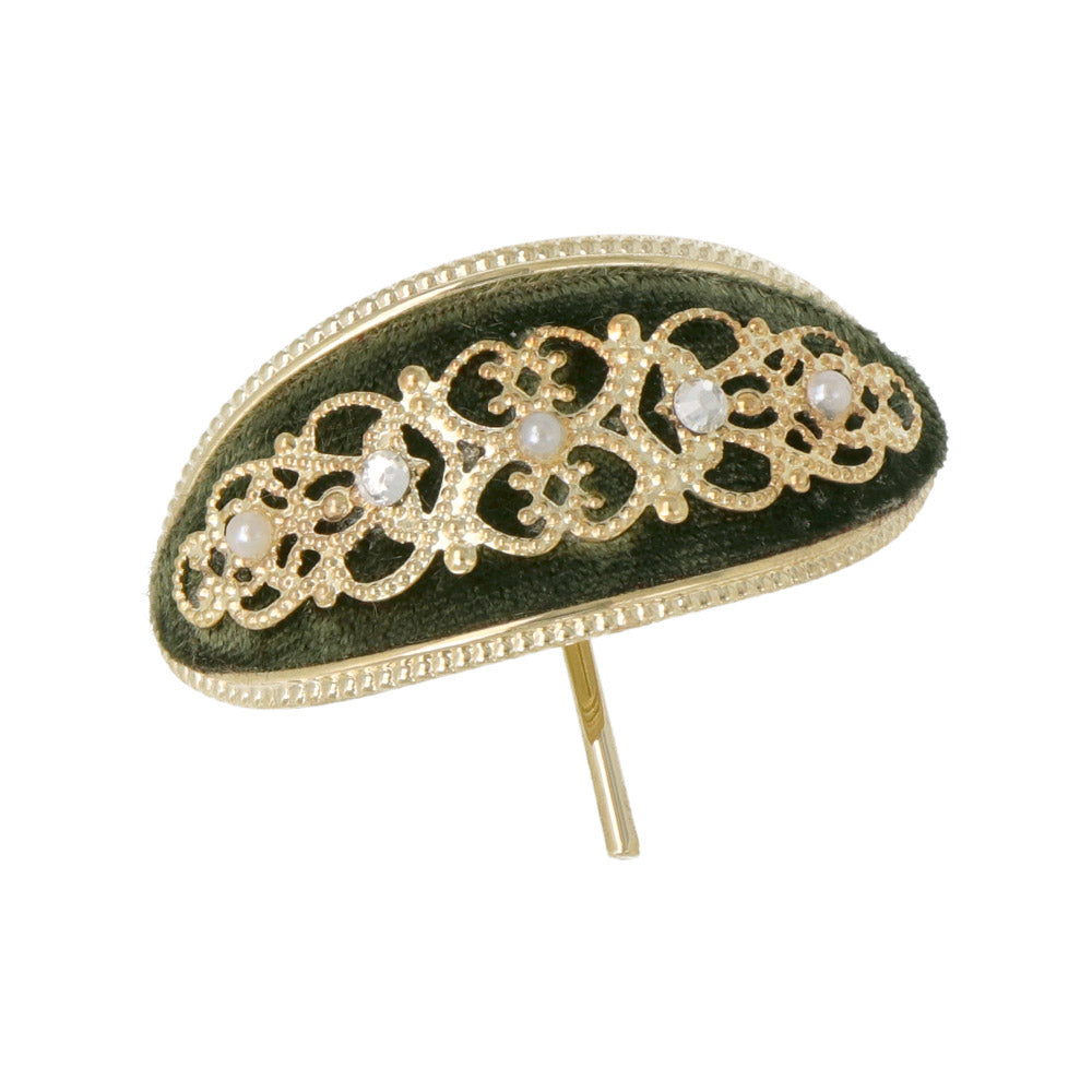 Oval Filigree Velvet Pomy Hook