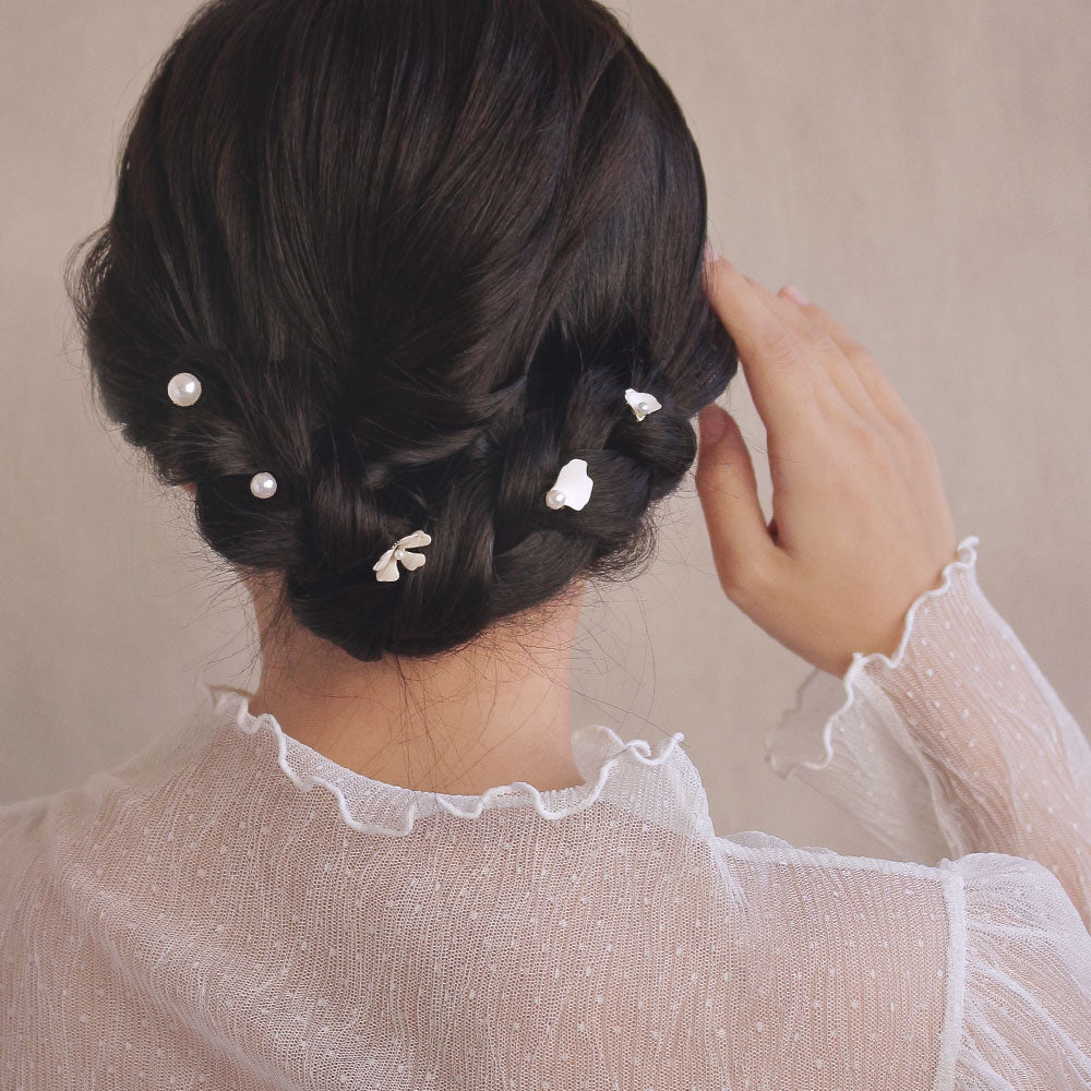 Mixed Flower Pearl Twist Hairpin Set