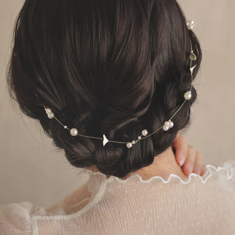 Petal and Pearl Cluster Hair Vine