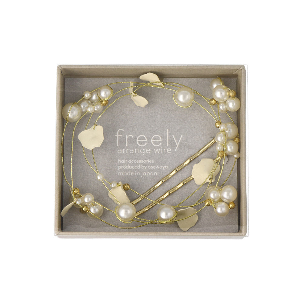 Petal and Pearl Cluster Hair Vine