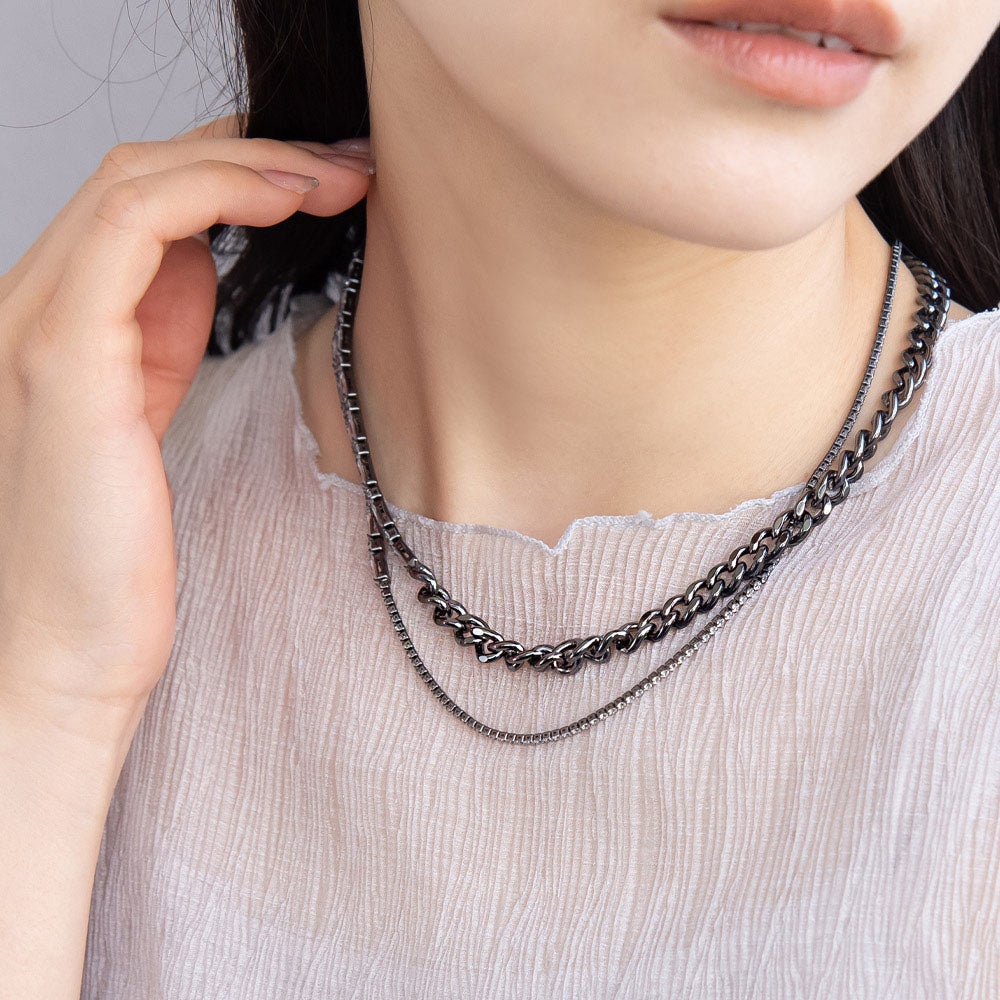 Asymmetrical Chain Layered Necklace