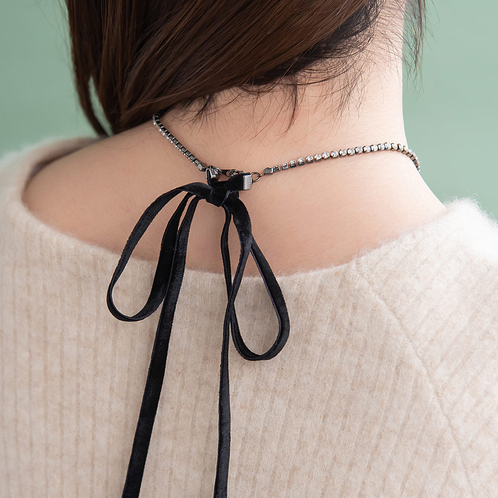 Velvet Ribbon and Cup Chain Choker