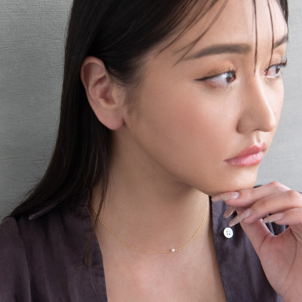 Mini Faux Pearl Magnet Clasp Necklace