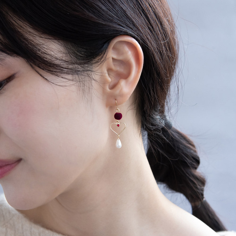 Pompom Heart Pearl Drop Earrings