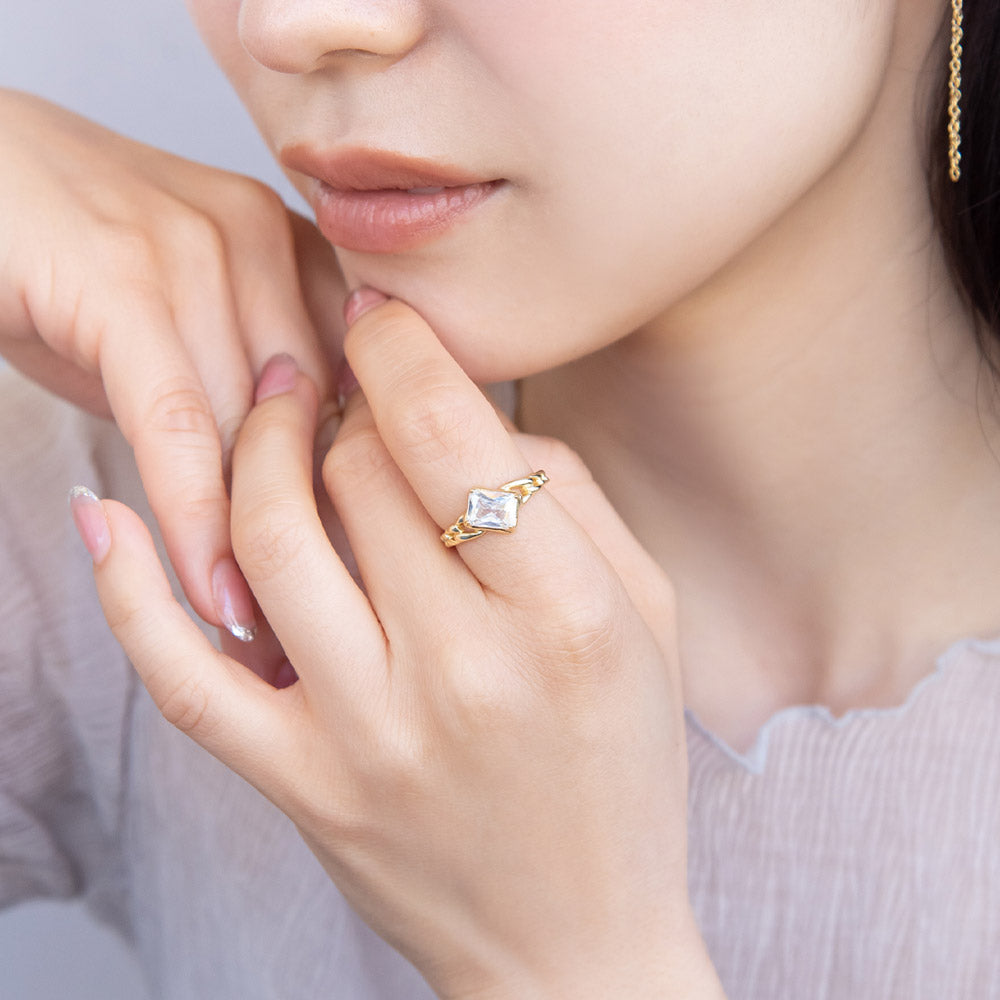 Rectangular Stone Open Chain Ring