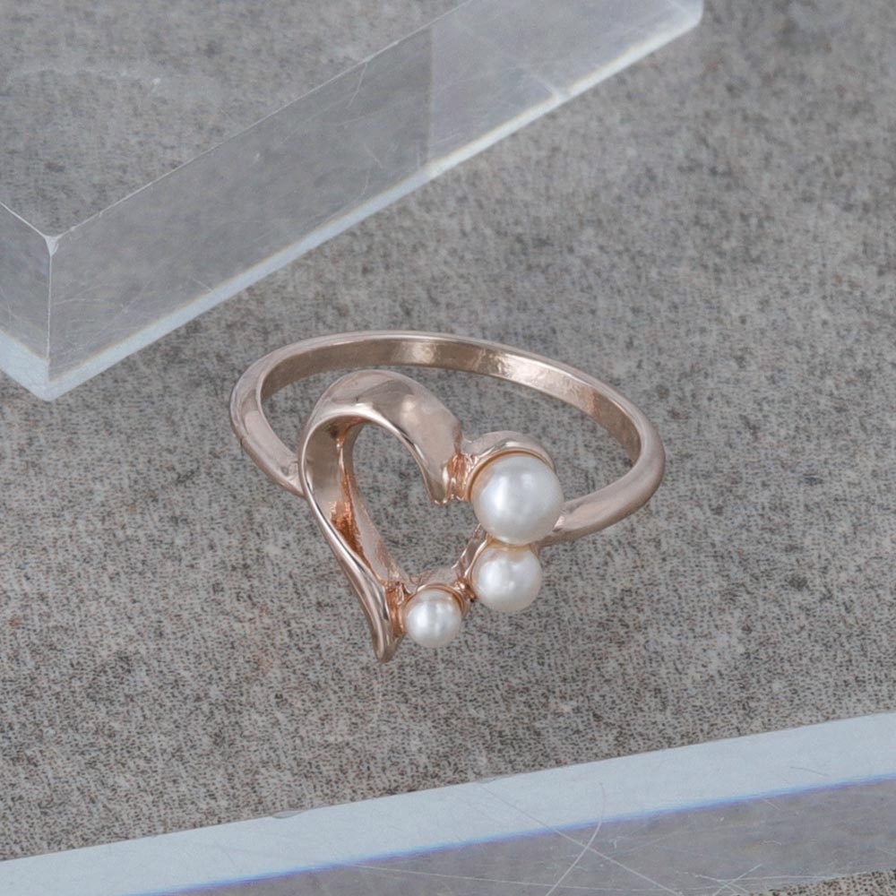 Rose Silver Pearlized Heart Ring