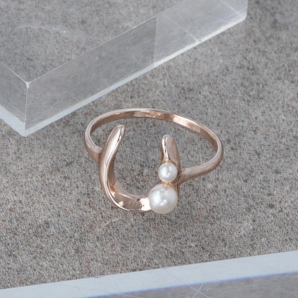 Rose Silver Pearlized Horseshoe Ring