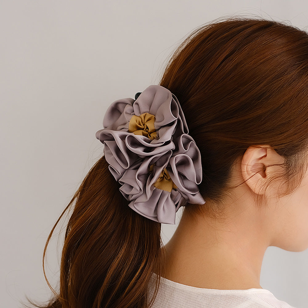Bicolor Ruffle Banana Clip