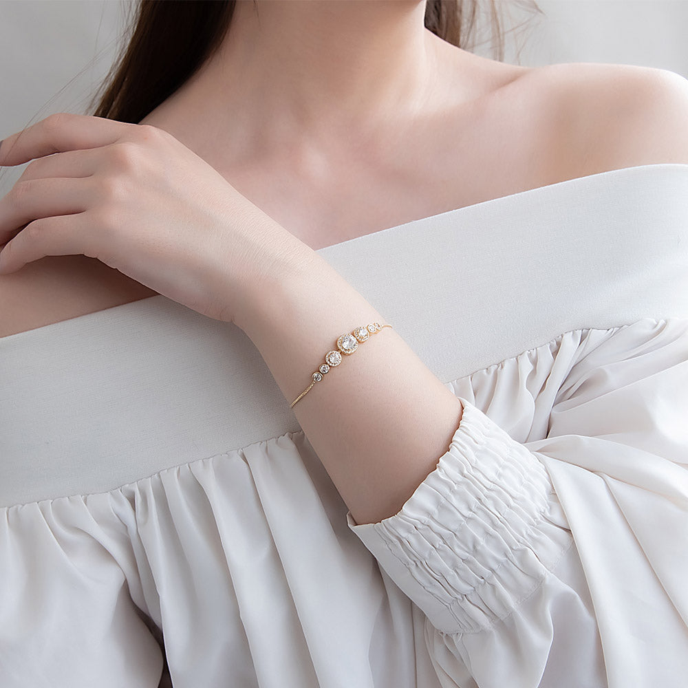 Graduated Cubic Zirconia Bezel Slider Bracelet