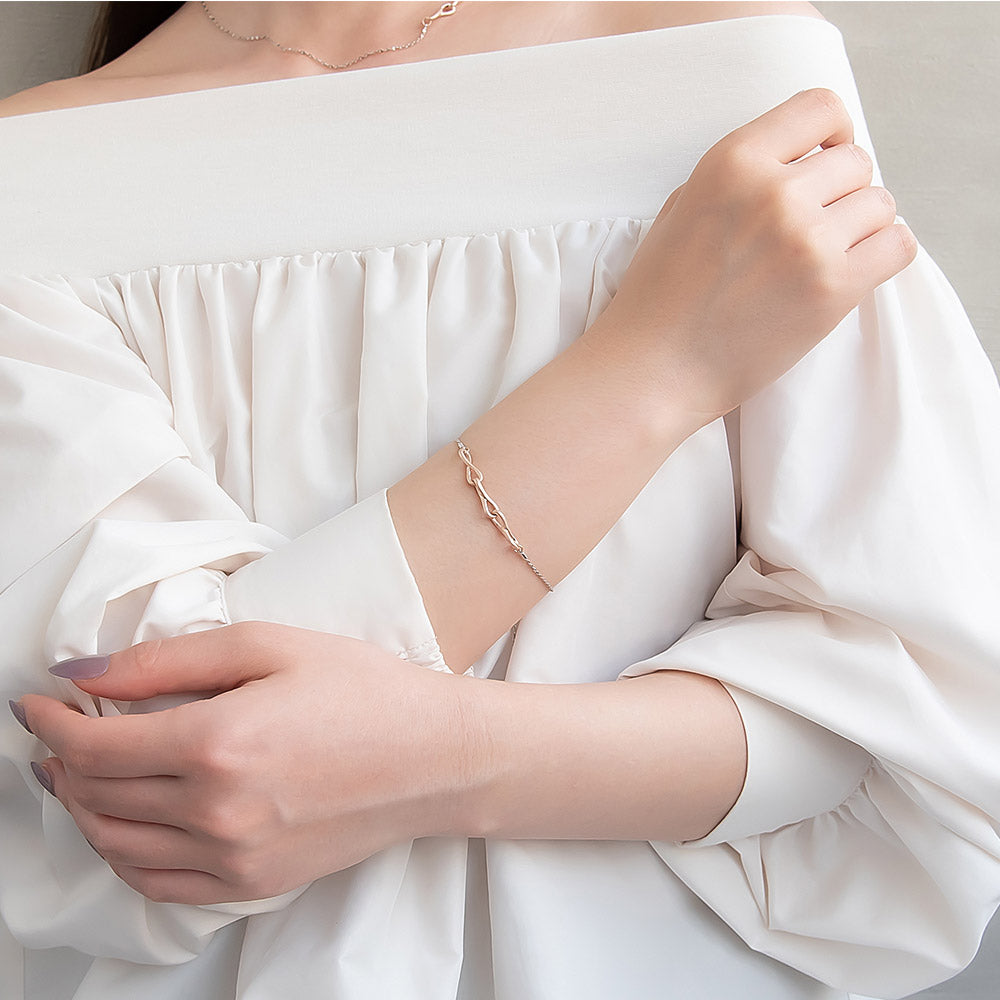 Infinity Link Slider Bracelet