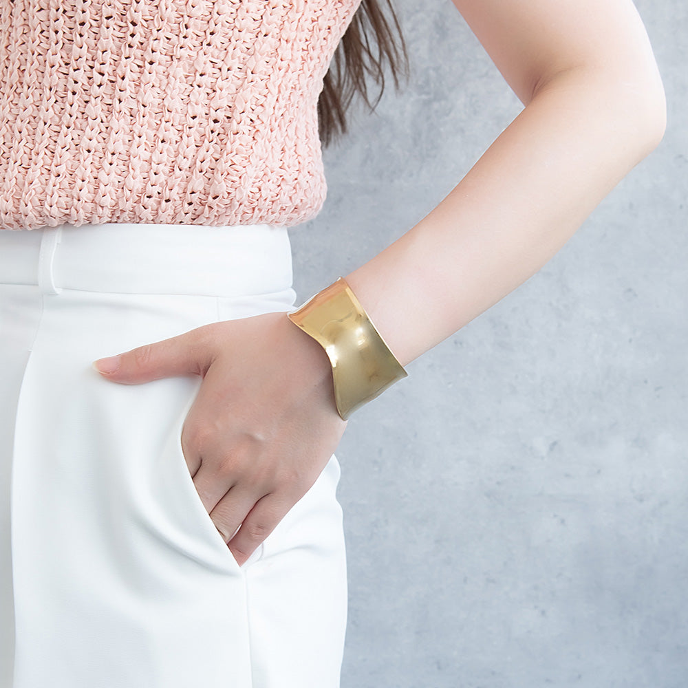 Wavy Wide Cuff Bangle
