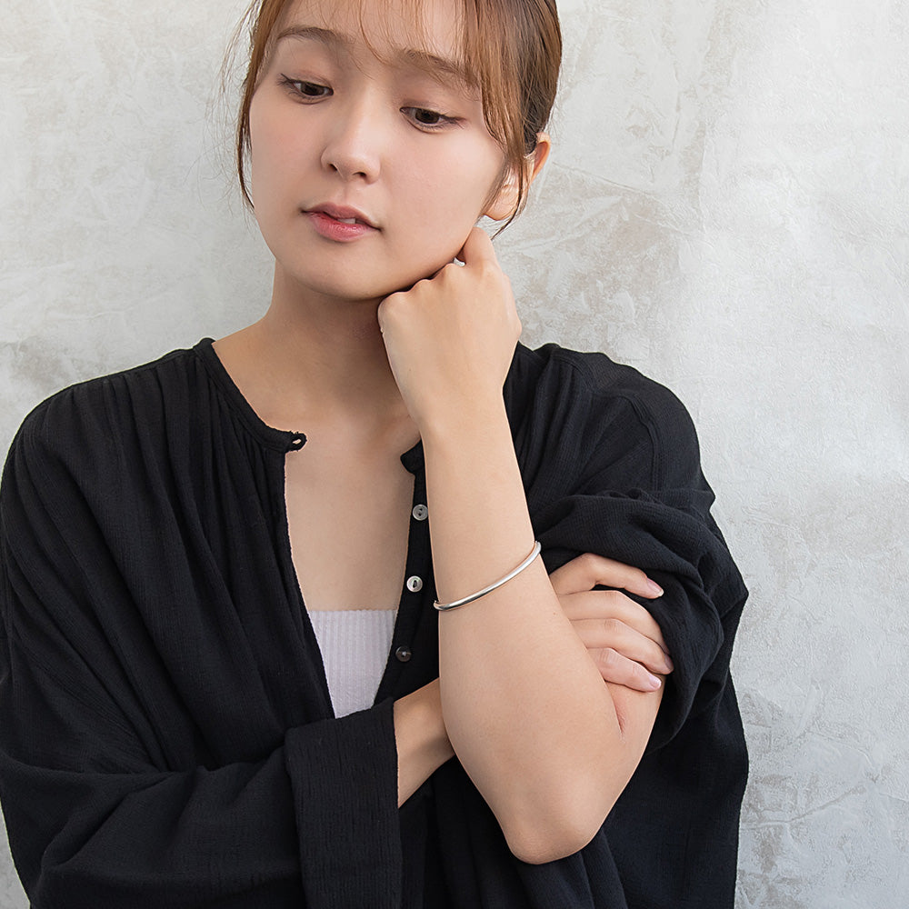 Awesome Half Bar Chain Bracelet