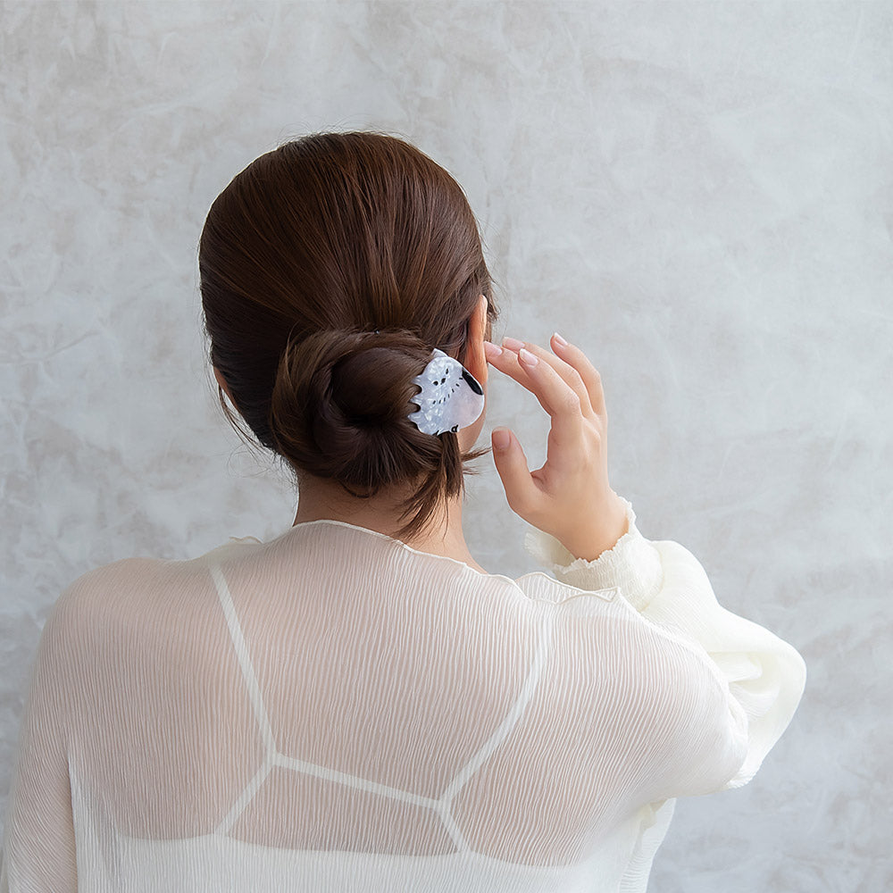 Shima Enaga Marble Acetate Hair Claw