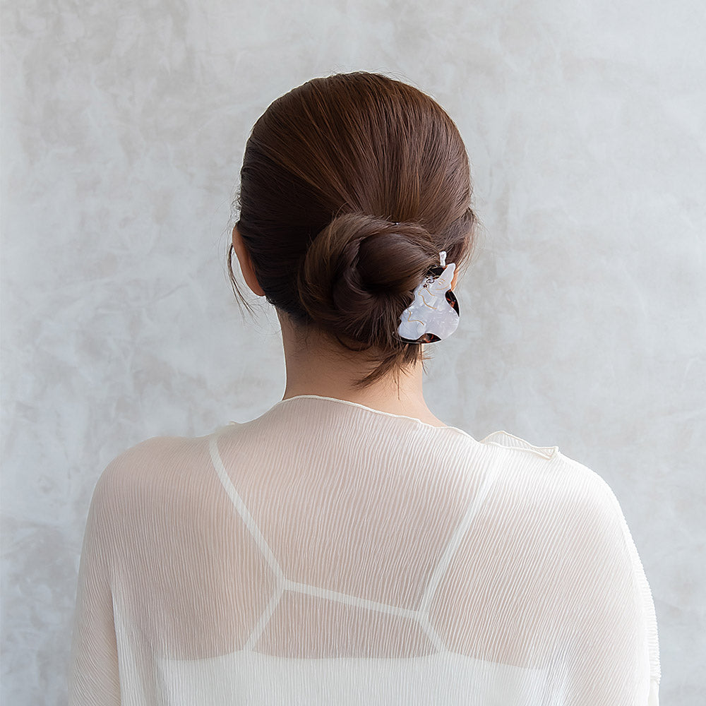 Sleeping Cat Acetate Marble Hair Claw