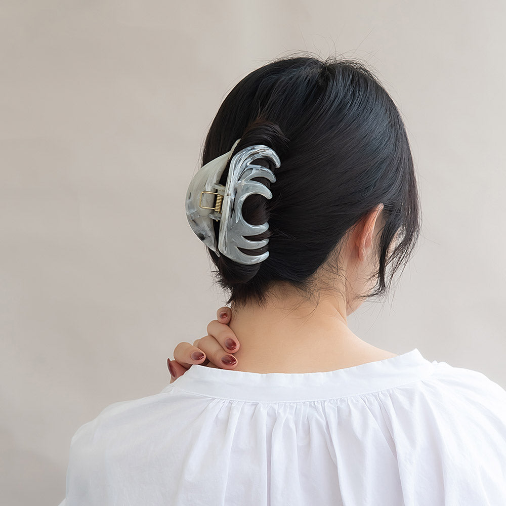 Marble Arch Hair Claw - osewaya