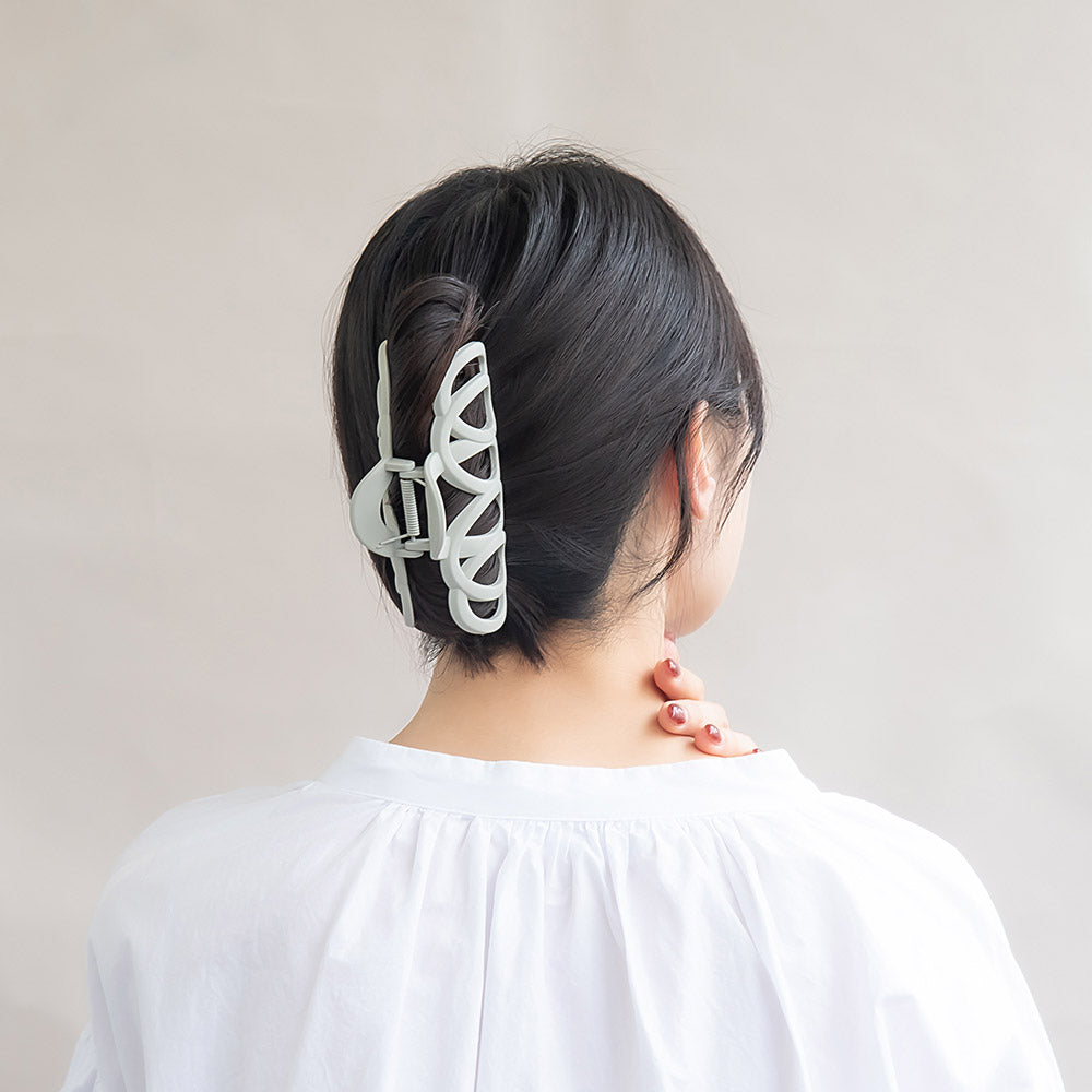 Matte Swirl Hair Claw