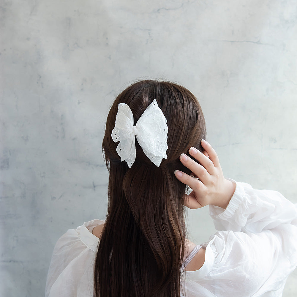 Scallop Layered Bow Hair Claw
