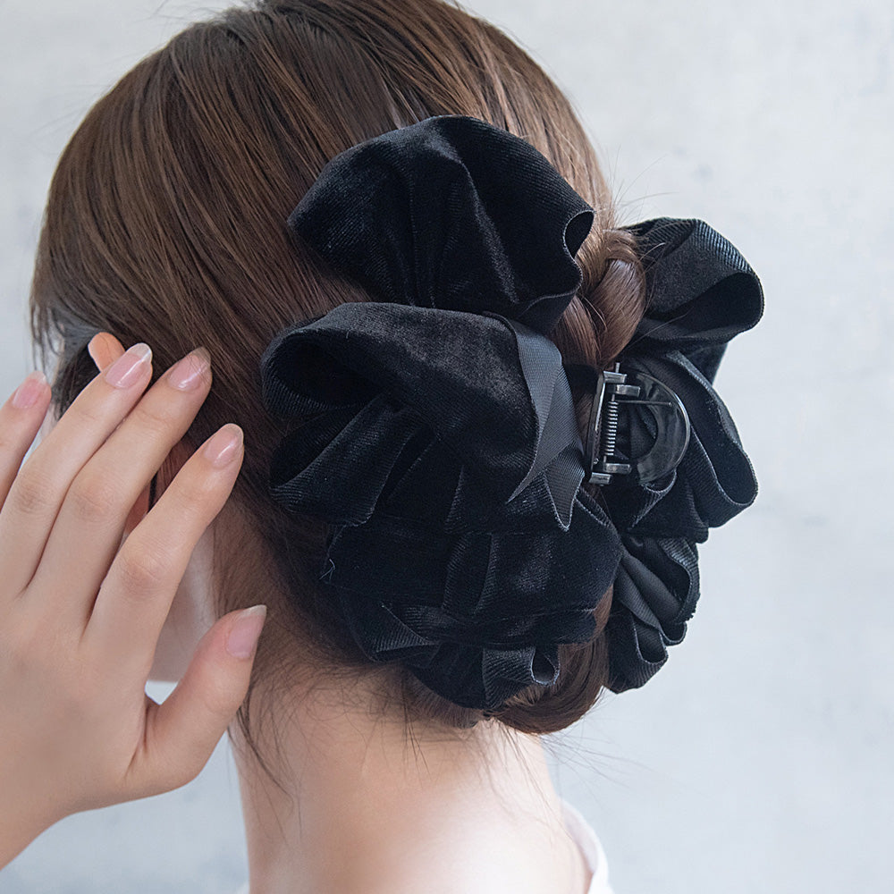 Ruffle Dark Velvet Hair Claw - osewaya