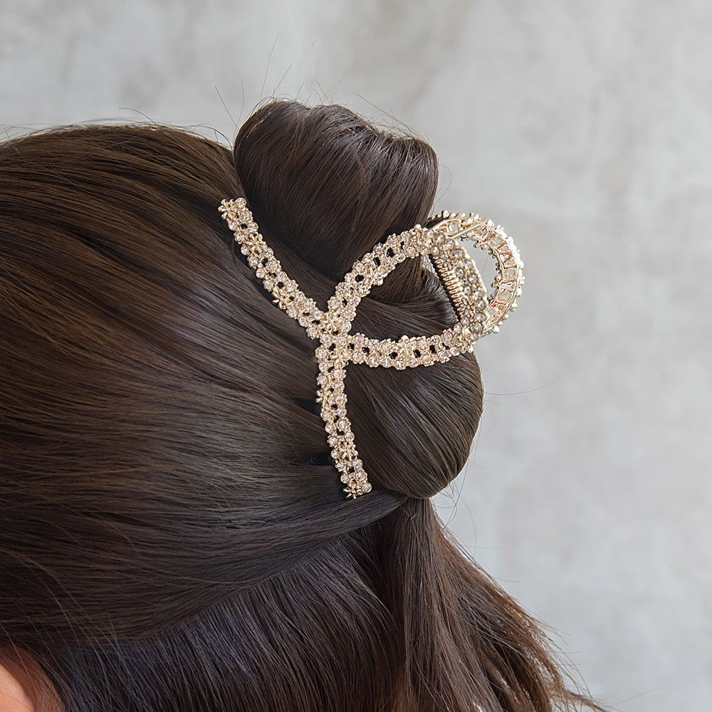 Dazzling Loop Hair Claw Clip