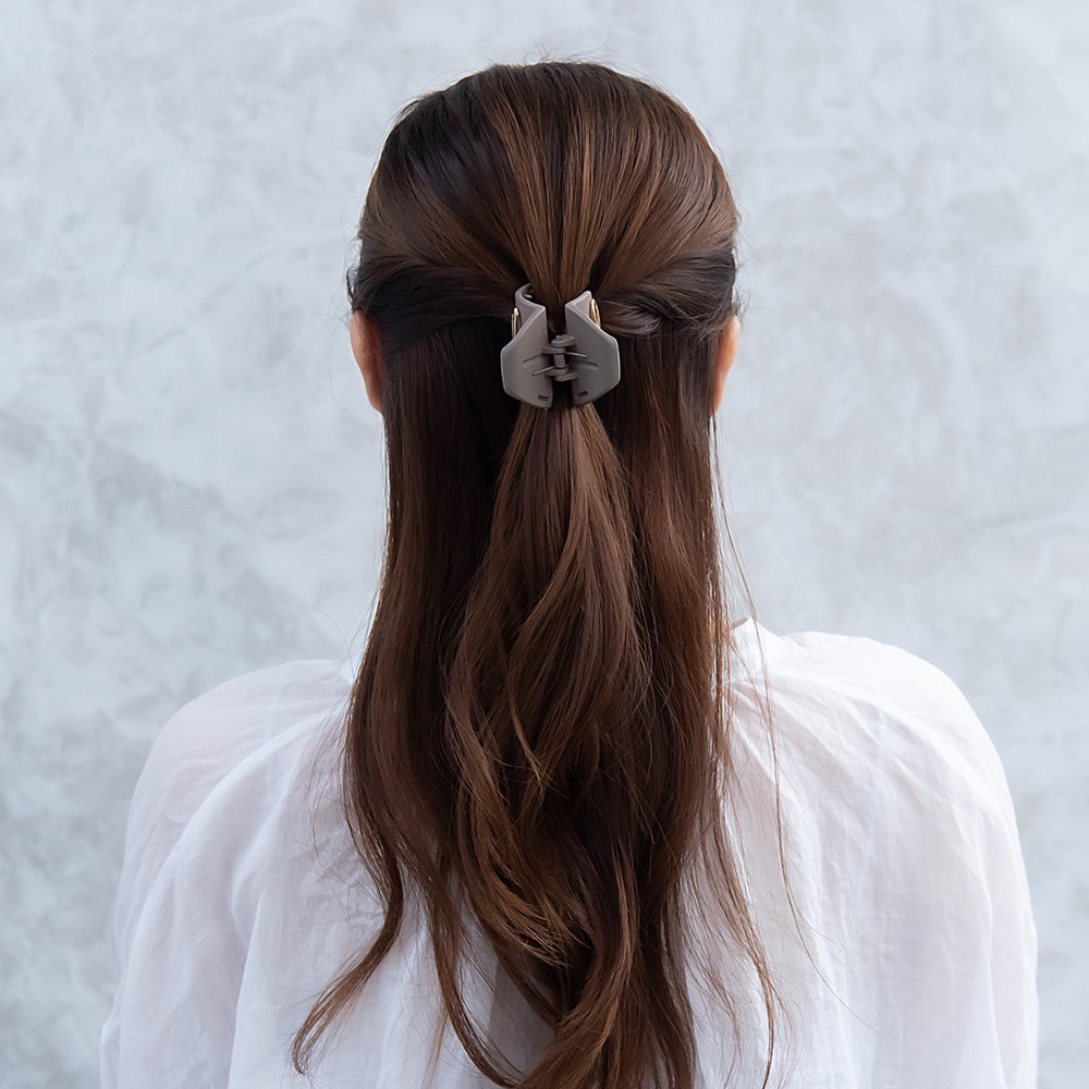 Gold Detail Muted Hair Claw