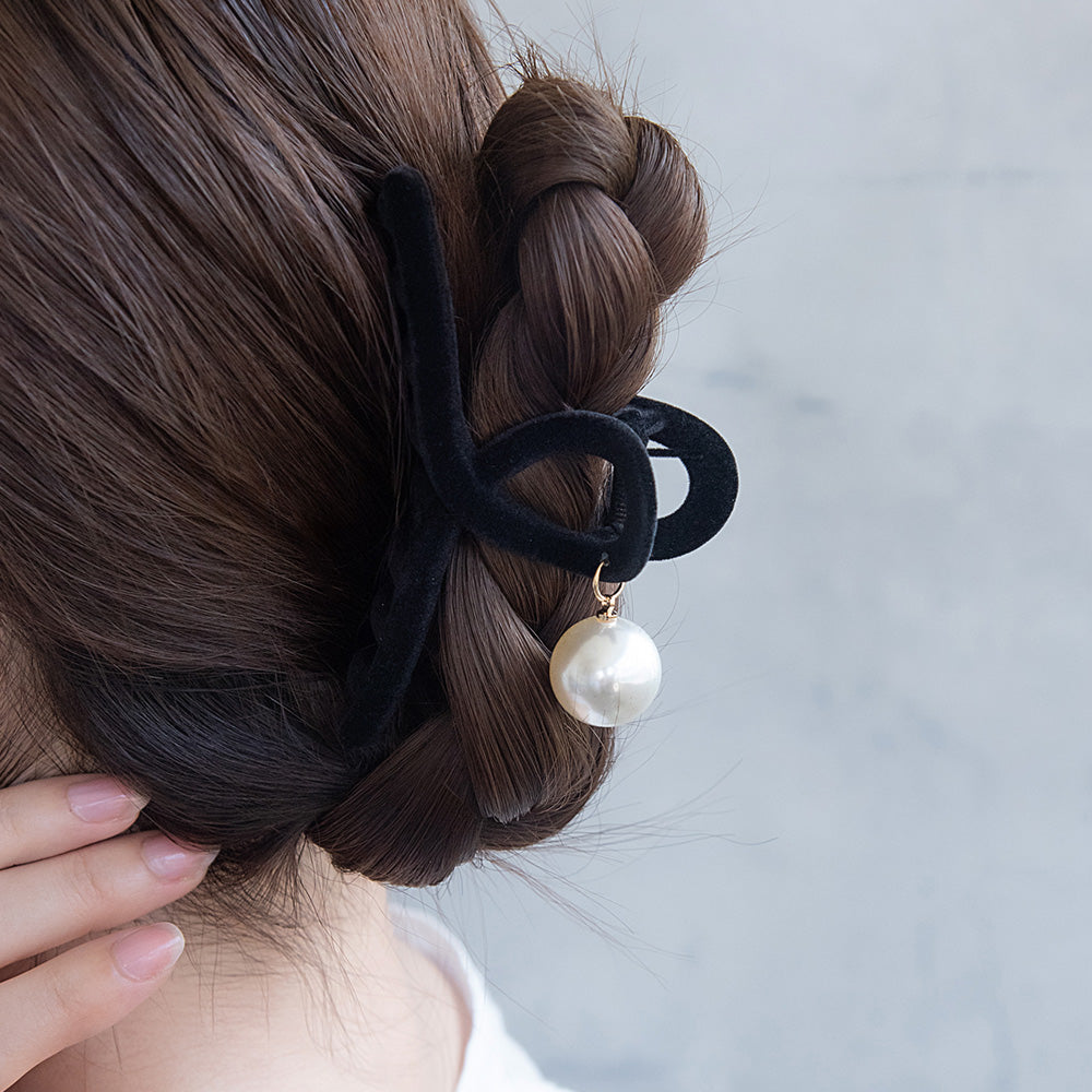 Big Pearl Flocked Loop Hair Claw