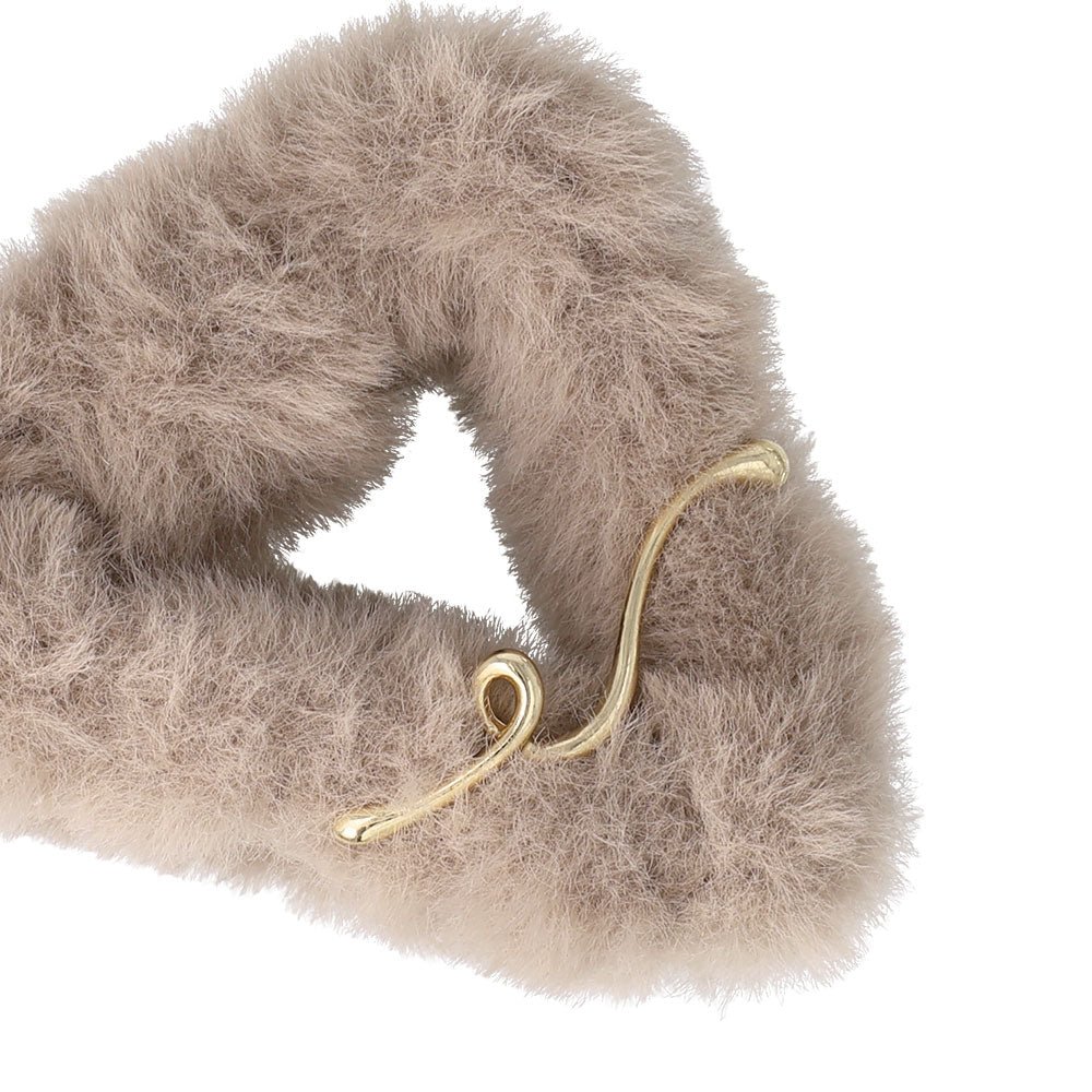 Fluffy Triangle Hair Claw