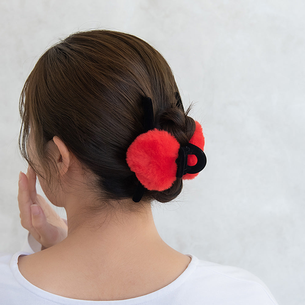 Fluffy Heart Flocked Hair Claw