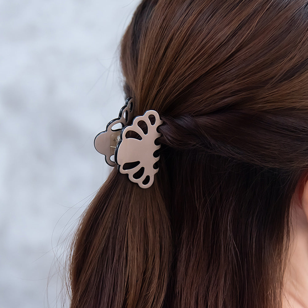 Scallop Mini Hair Claw