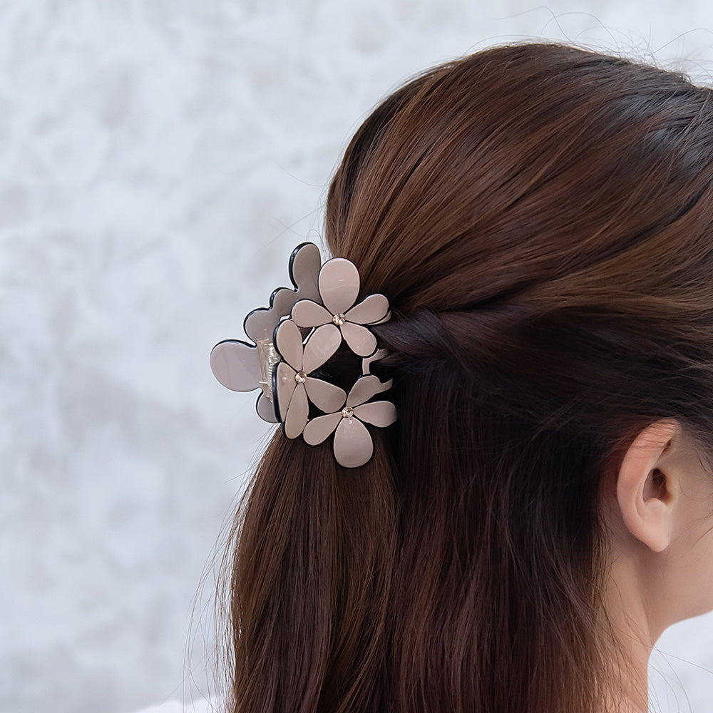 Triple Flower Hair Claw