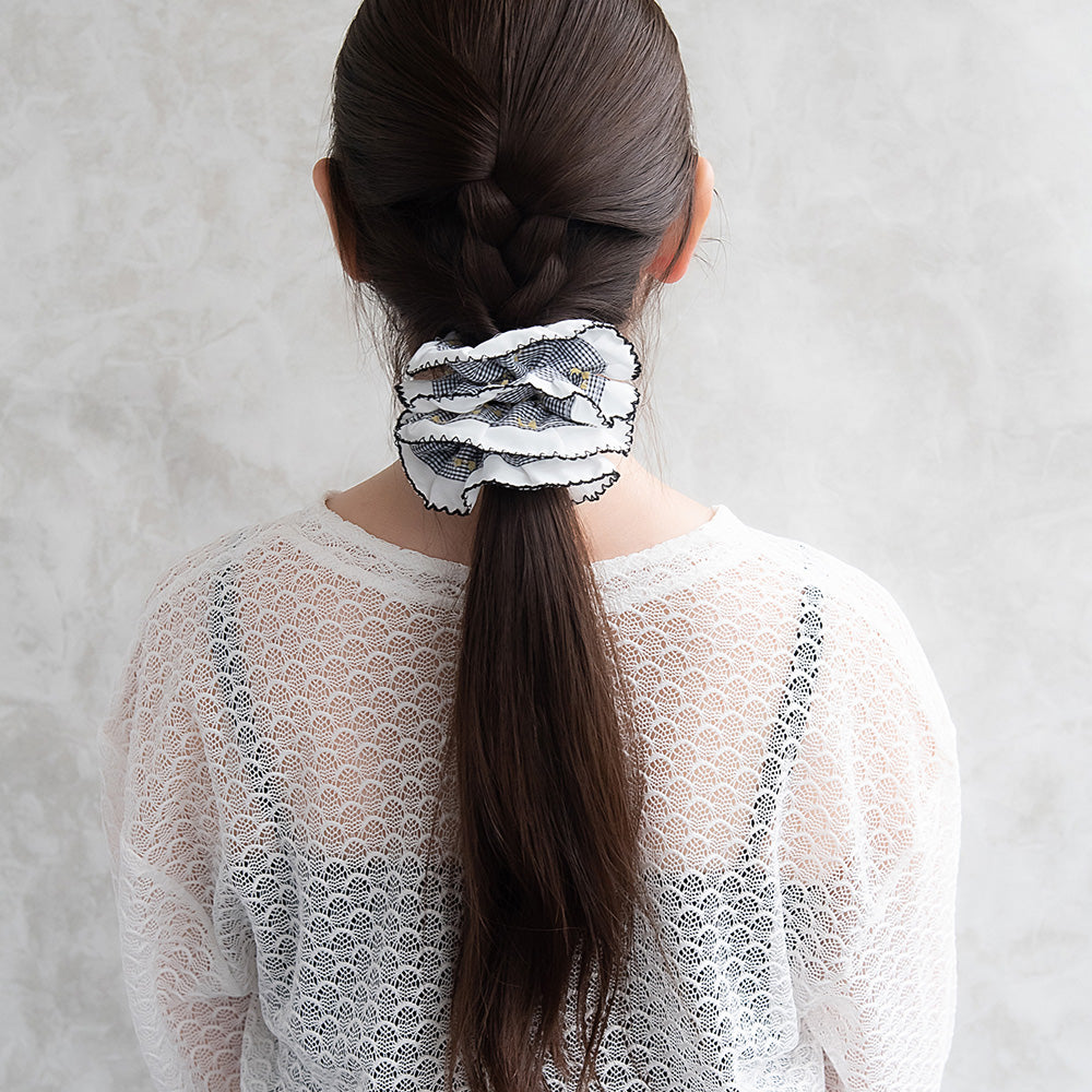 Gingham Scallop Scrunchie