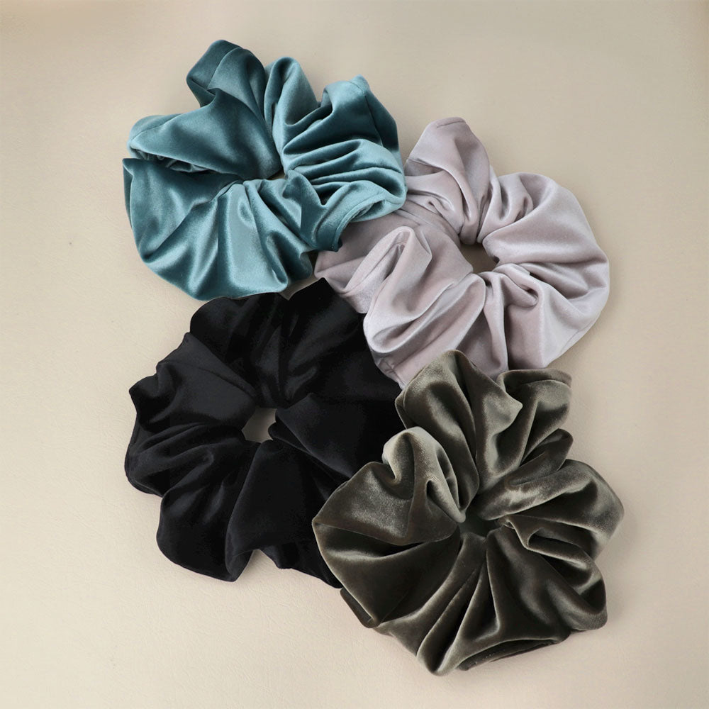 Oversized velvet Scrunchie