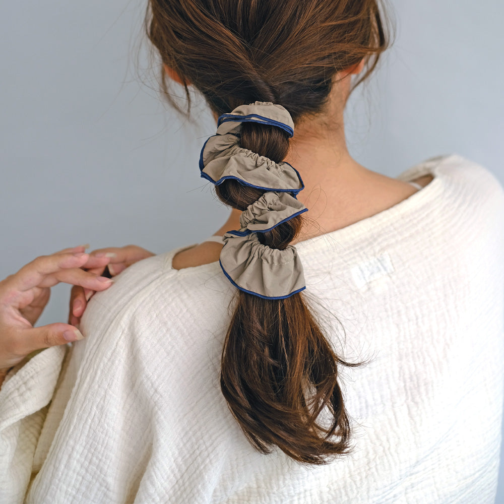 Contrast Trim Long Scrunchie