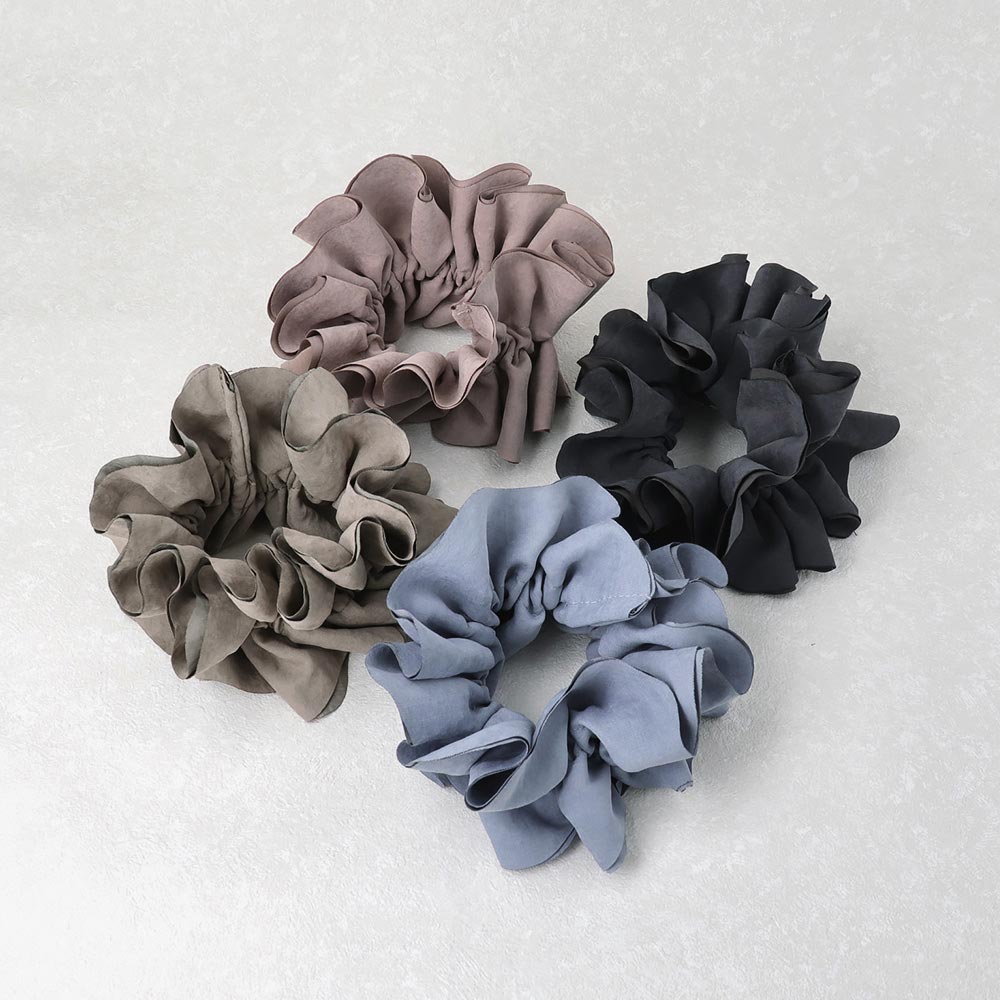Matte Ruffle Scrunchie