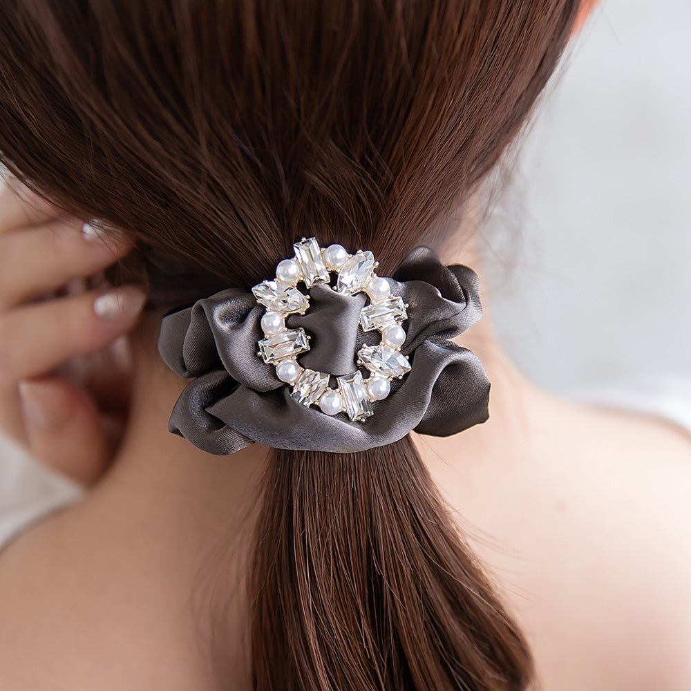 Bijou Circle Scrunchie