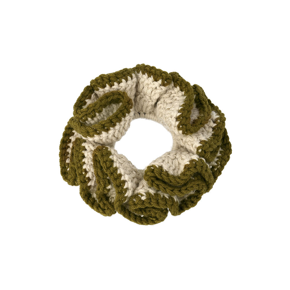 Contrastive Trim Knit Scrunchie