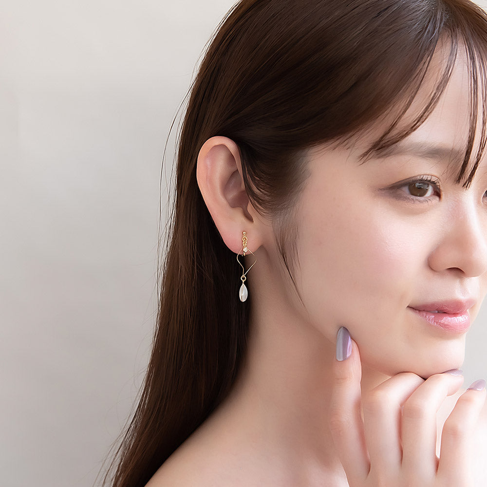 Rhombus Pale Waterdrop Clip On Earrings