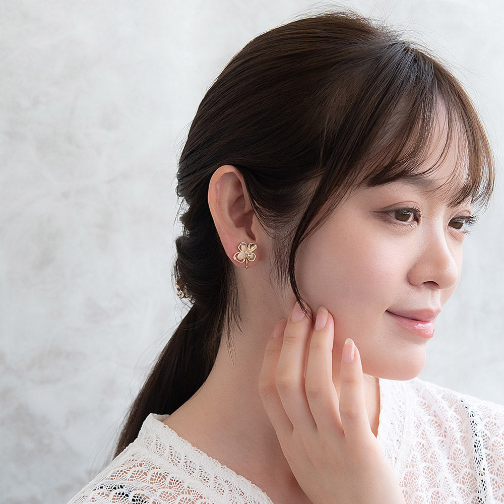 Beaded Cutout Flower Clip Ons