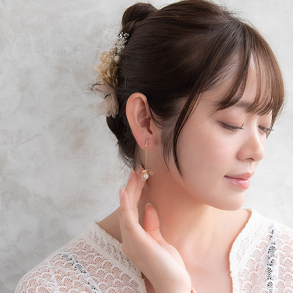 Mixed Petal Pearlized Flower Drop Clip Ons