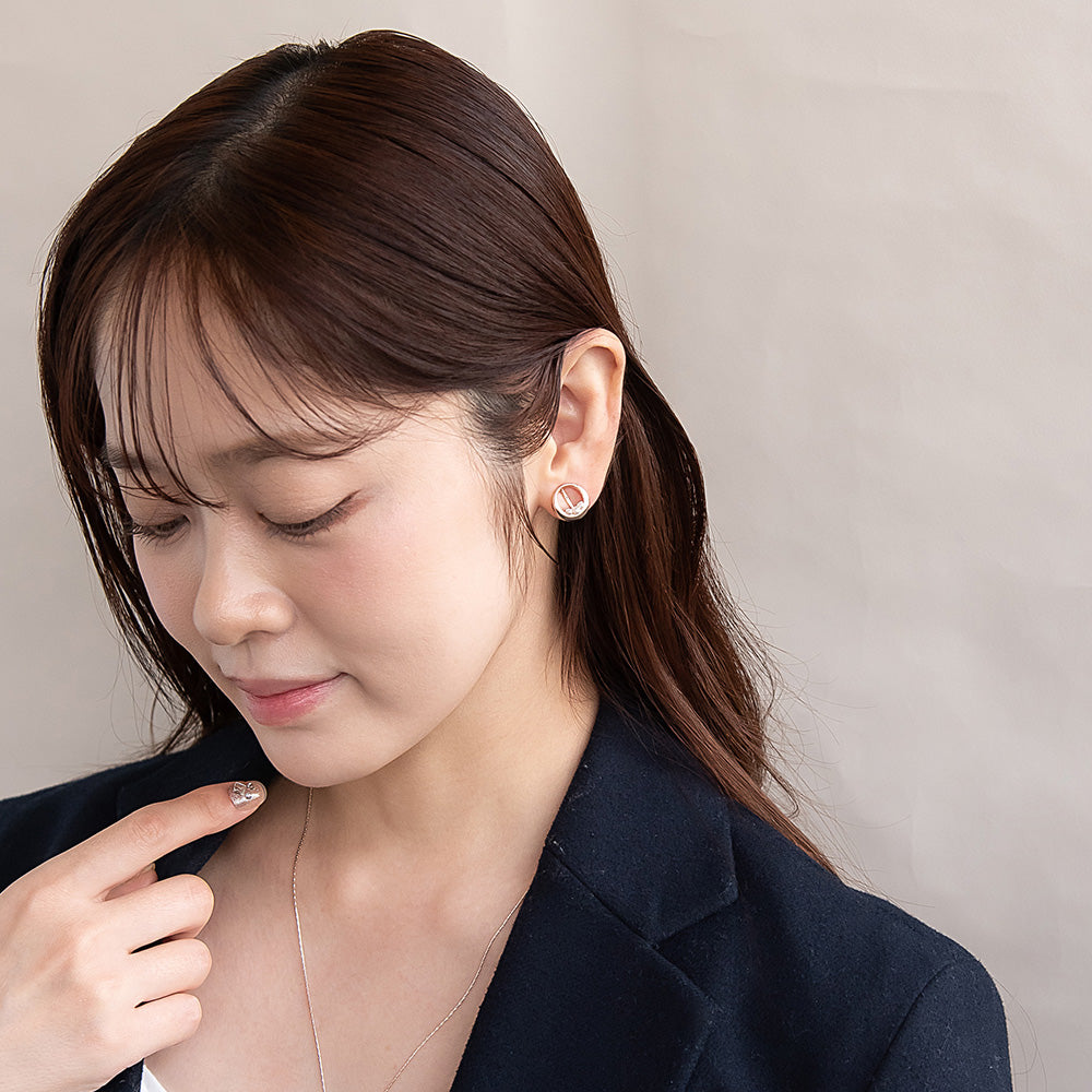 Rose Silver Tone Pearlized Circle Clip Ons