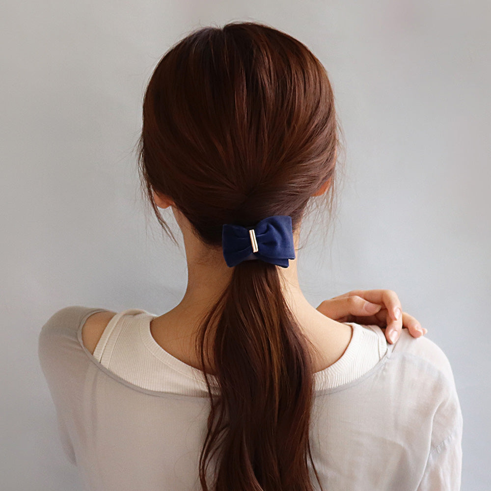 Asymmetrical Velvet Bow Pony Hook